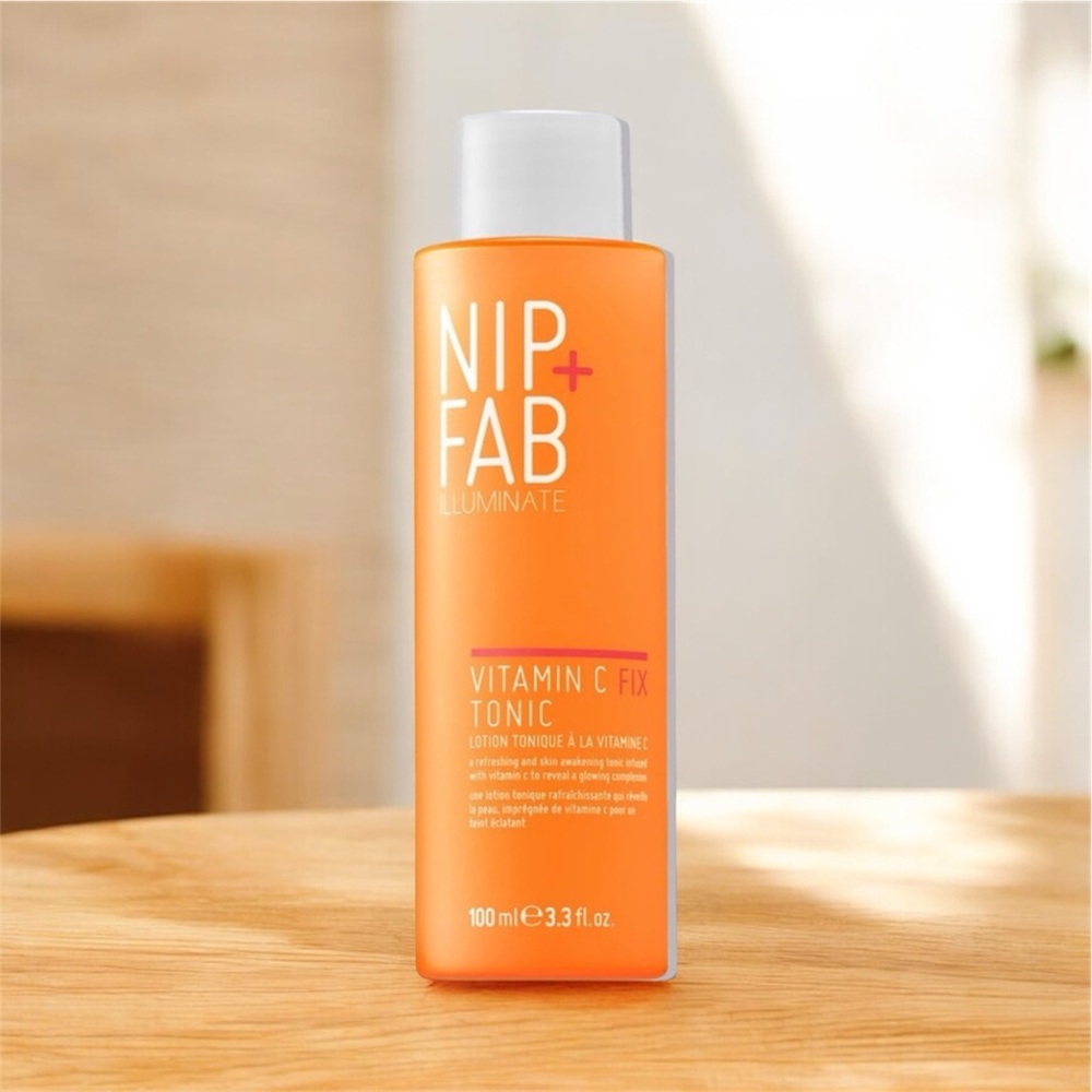 NIP + FAB Illuminate Vitamin C Fix Tonic Toner